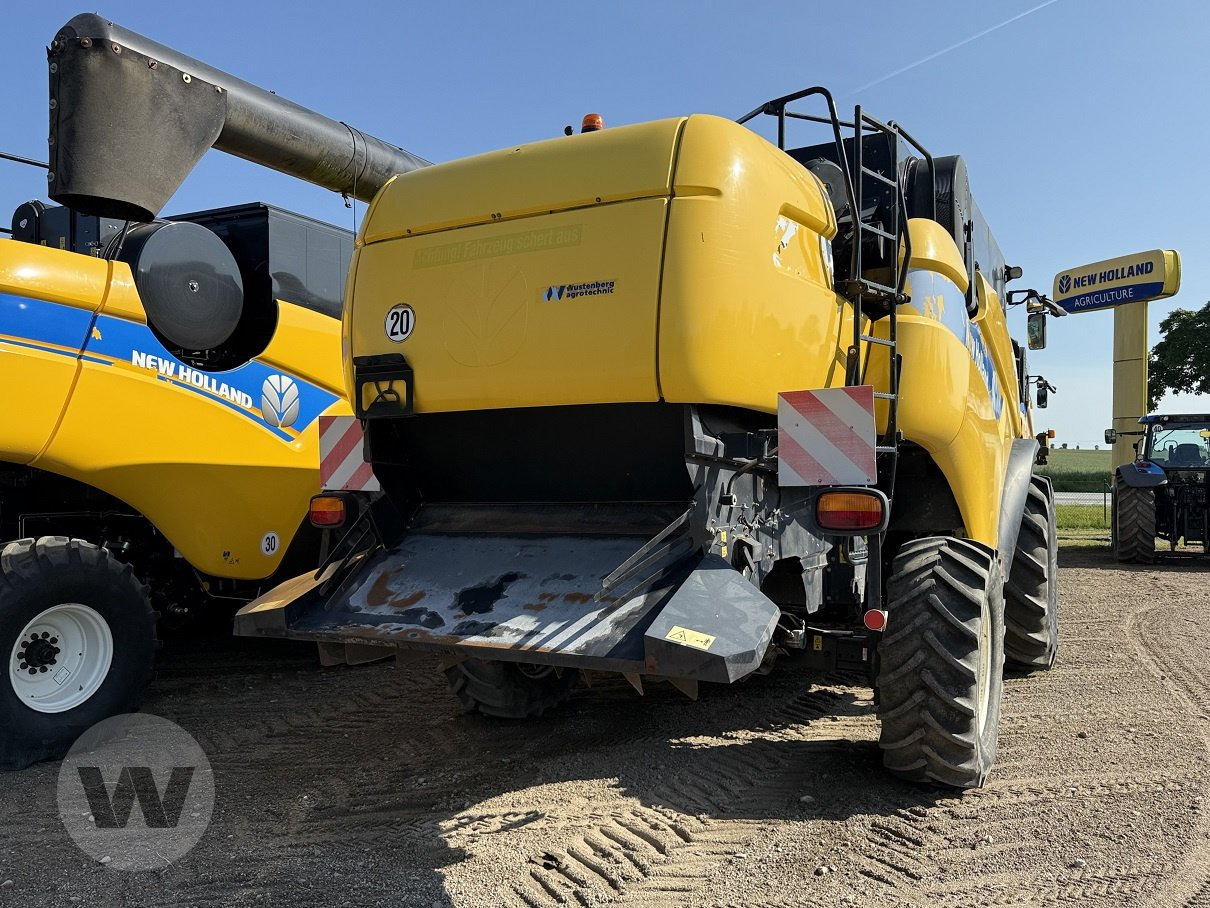 New Holland CX 8090 - Зърнокомбайн: снимка 5 New Holland CX 8090 - Зърнокомбайн: снимка 5