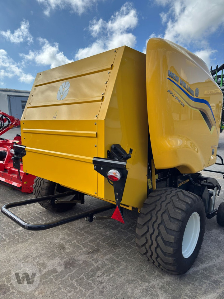 New Holland RB 125 RC - Рулонна сламопреса: снимка 2 New Holland RB 125 RC - Рулонна сламопреса: снимка 2