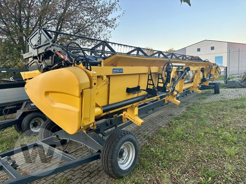New Holland Schneidwerk 40 GHVF - Хедер: снимка 3 New Holland Schneidwerk 40 GHVF - Хедер: снимка 3