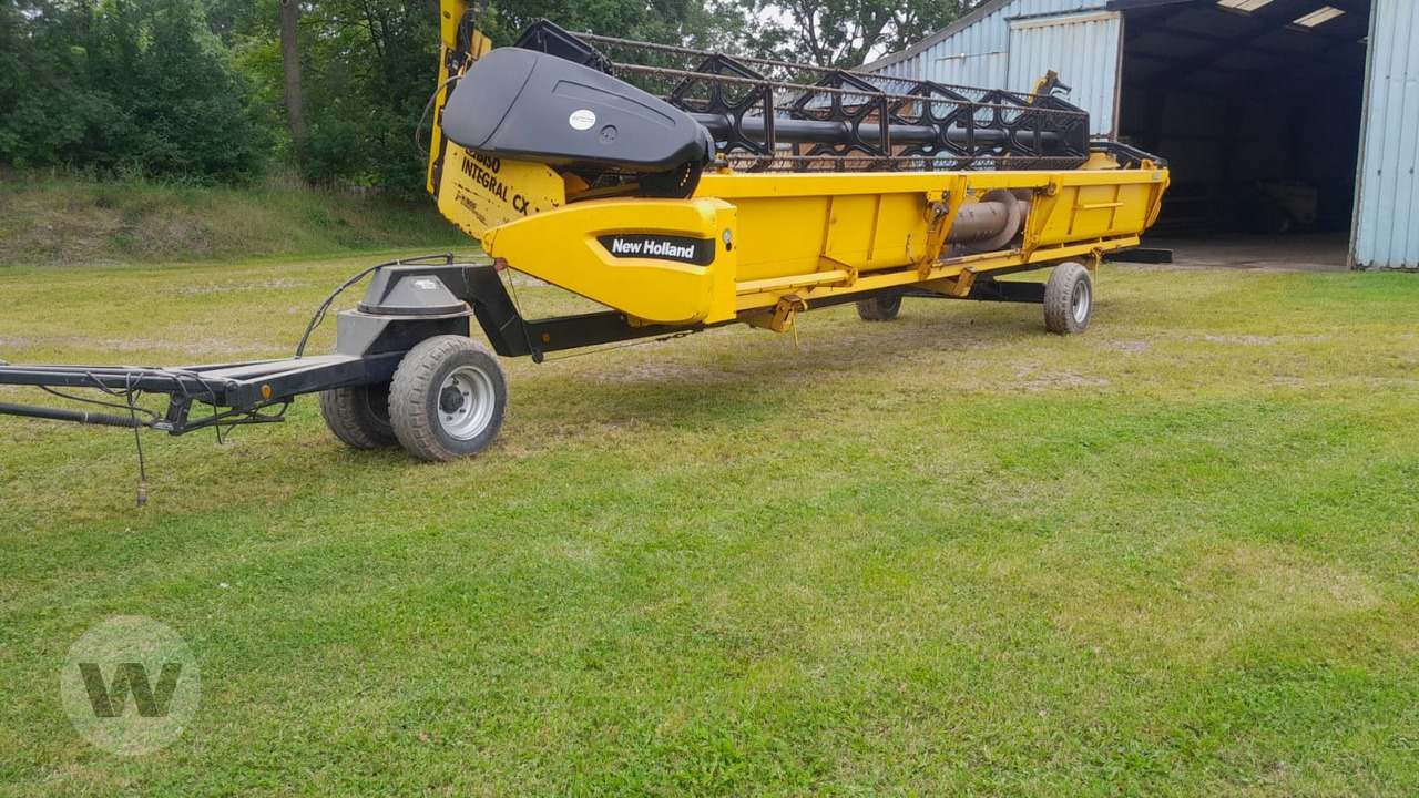 New Holland Schneidwerk 9,10 m - Хедер: снимка 1 New Holland Schneidwerk 9,10 m - Хедер: снимка 1