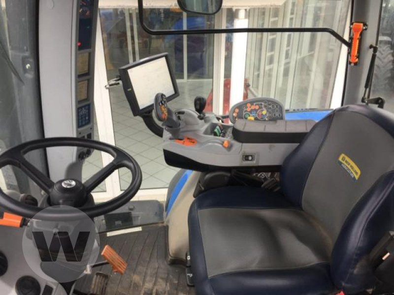 New Holland T 8.420 - Трактор: снимка 4 New Holland T 8.420 - Трактор: снимка 4