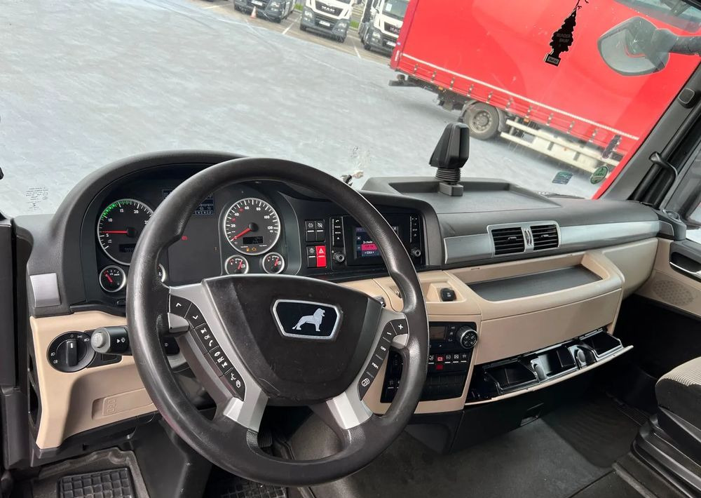 MAN TGX 18.420 XLX LOW DECK - Влекач: снимка 5 MAN TGX 18.420 XLX LOW DECK - Влекач: снимка 5