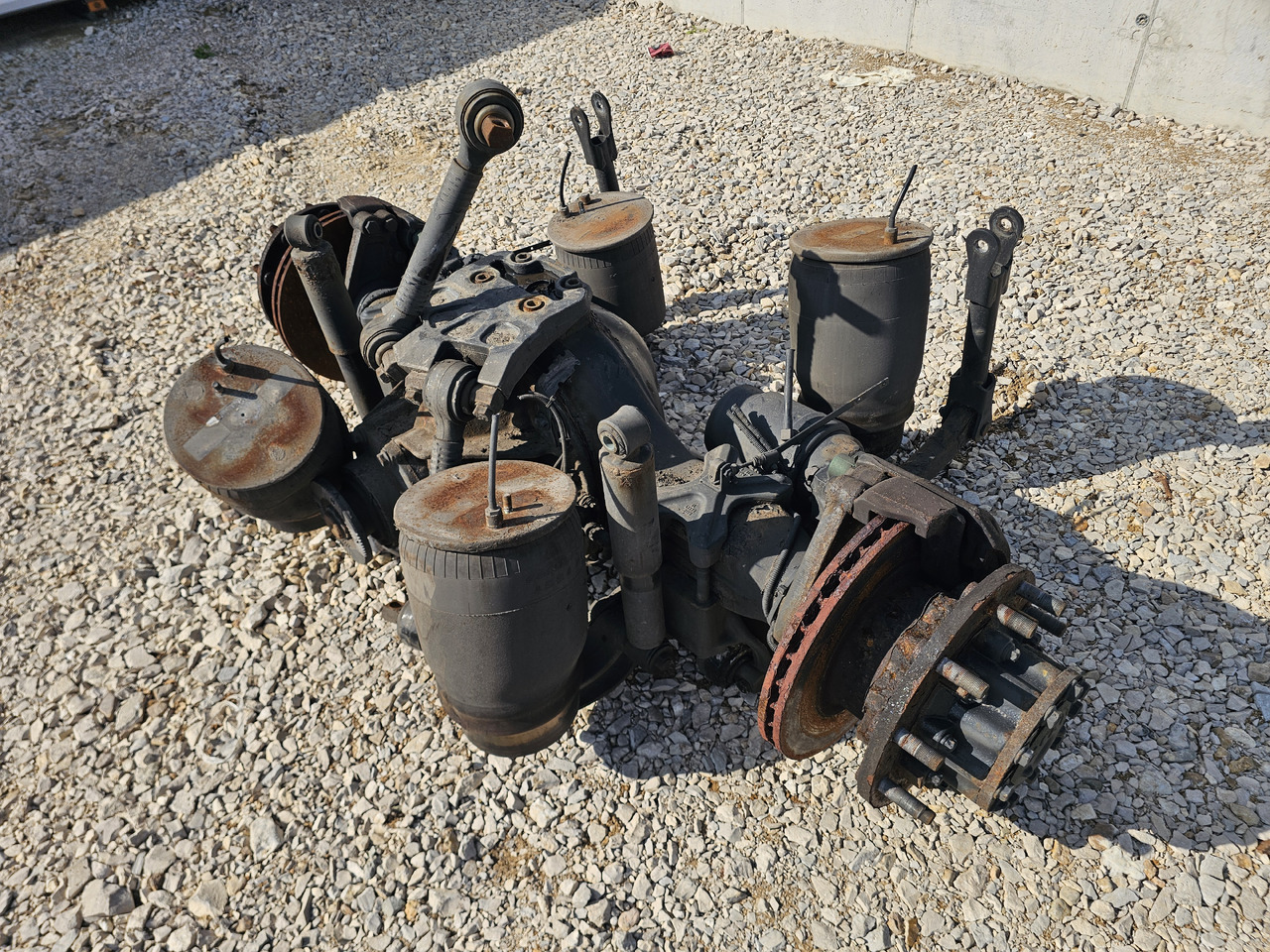 MAN TGX TGS EURO 6 / COMPLETE AXLE / HY-1350 / 38:15 - Задна ос: снимка 3 MAN TGX TGS EURO 6 / COMPLETE AXLE / HY-1350 / 38:15 - Задна ос: снимка 3