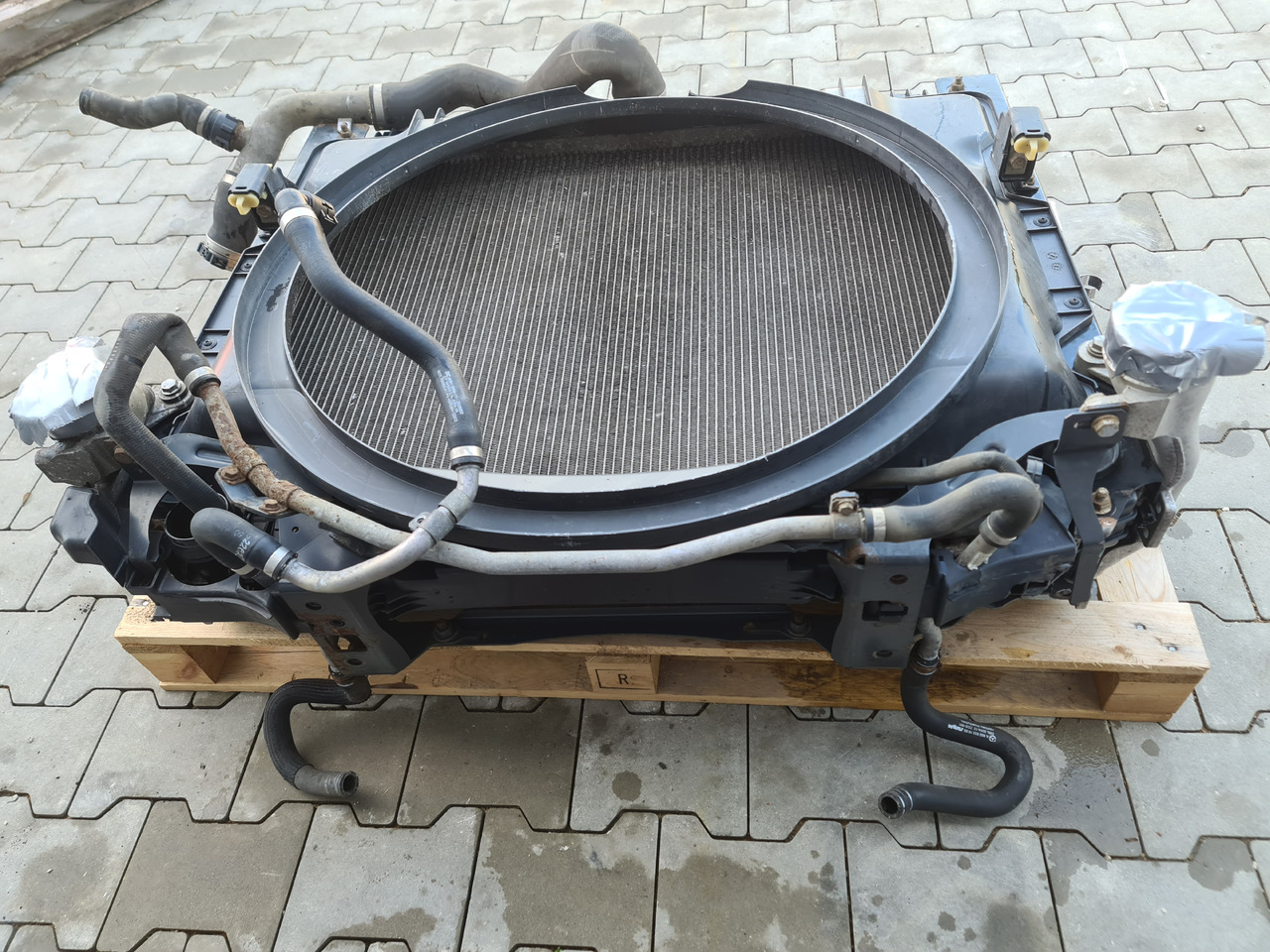 MERCEDES ATEGO ANTOS / EURO 6 / COOLER SET / INTERCOOLER / WATER COOLER / WORLDWIDE DELIVERY - Радиатор: снимка 2 MERCEDES ATEGO ANTOS / EURO 6 / COOLER SET / INTERCOOLER / WATER COOLER / WORLDWIDE DELIVERY - Радиатор: снимка 2