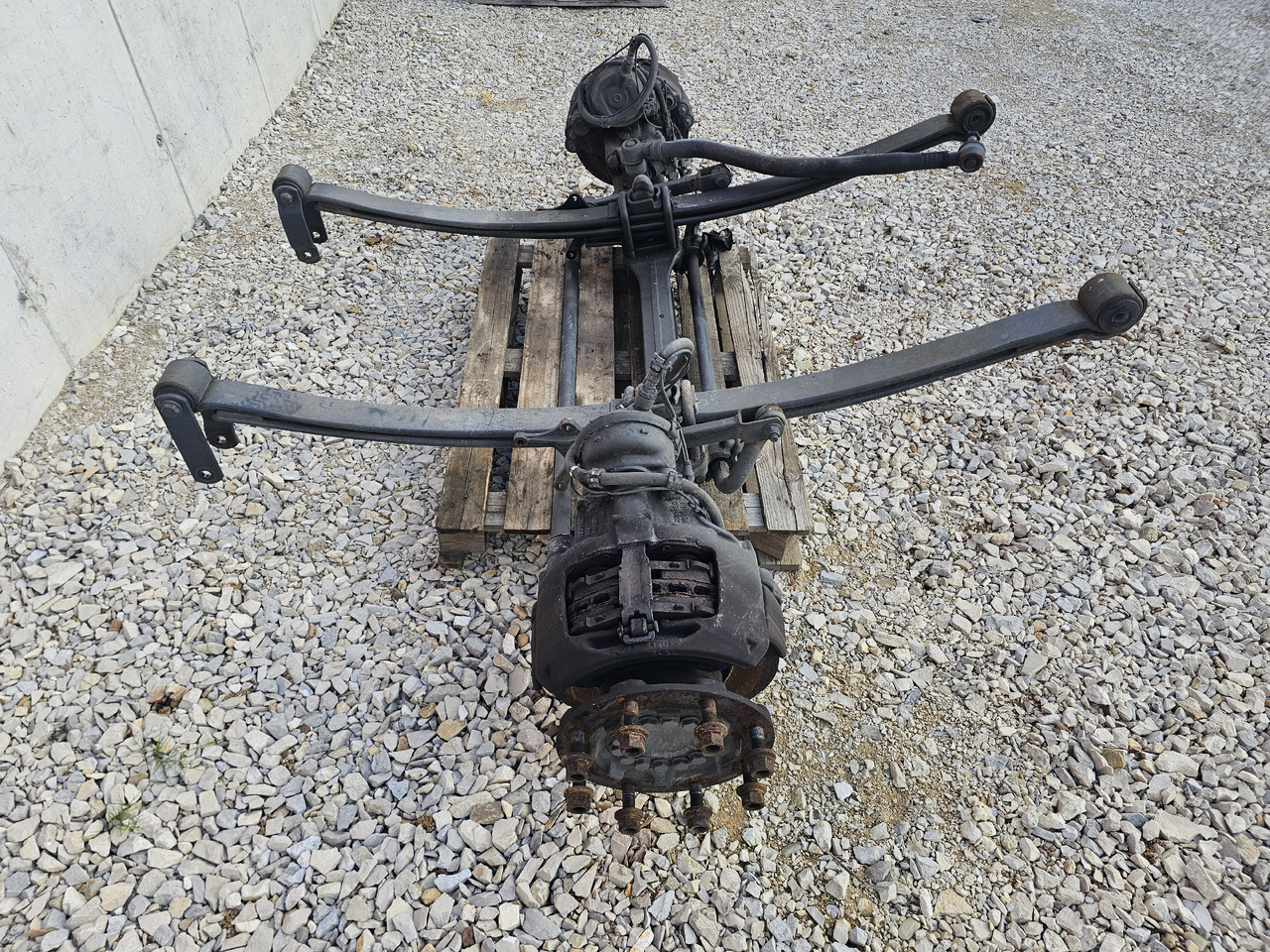 MERCEDES ATEGO MP4 12.XXX EURO 6 / COMPLETE FRONT AXLE - Предна ос: снимка 3 MERCEDES ATEGO MP4 12.XXX EURO 6 / COMPLETE FRONT AXLE - Предна ос: снимка 3