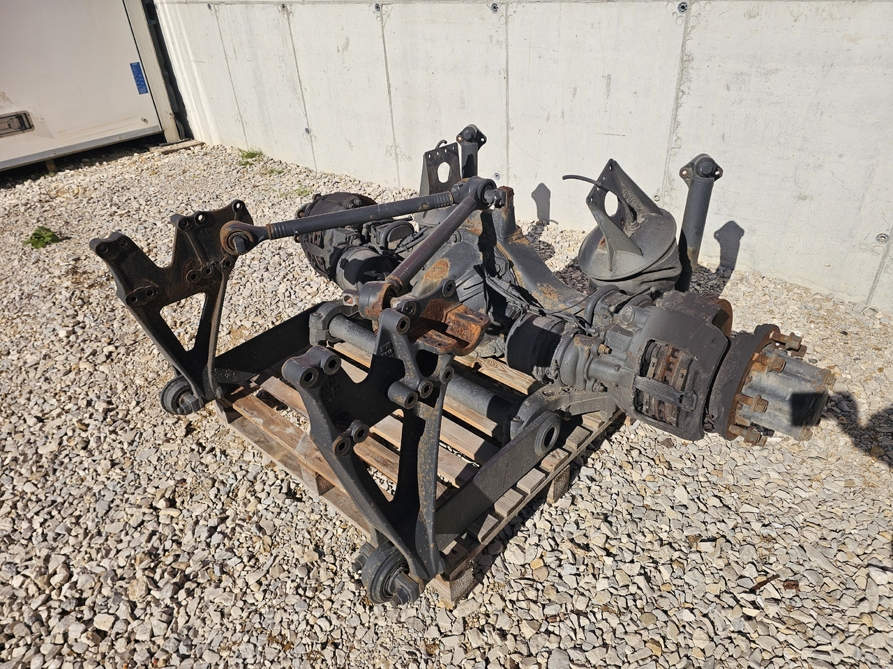 MERCEDES ATEGO MP4 12.XXX EURO 6 / R390-11,0 C19.5 / RATIO: 3,909 / REAR AXLE - Задна ос: снимка 3 MERCEDES ATEGO MP4 12.XXX EURO 6 / R390-11,0 C19.5 / RATIO: 3,909 / REAR AXLE - Задна ос: снимка 3