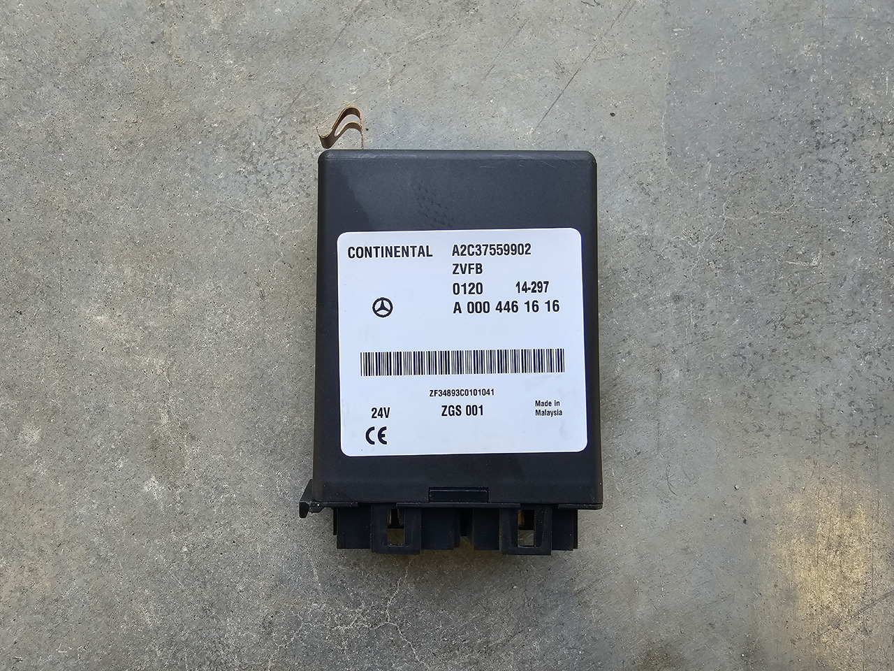 MERCEDES-BENZ ATEGO MP4 EURO 6 / CENTRAL LOCK ECU ZVFB / A0004461616 - Блок за управление: снимка 2 MERCEDES-BENZ ATEGO MP4 EURO 6 / CENTRAL LOCK ECU ZVFB / A0004461616 - Блок за управление: снимка 2