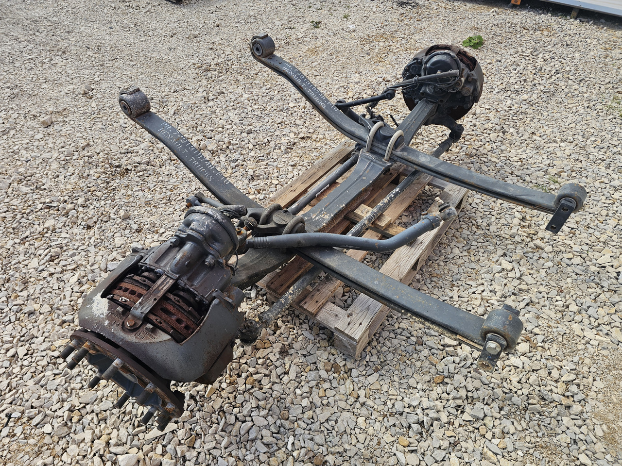 RENAULT RANGE T EURO 6 / COMPLETE FRONT AXLE - Предна ос: снимка 5 RENAULT RANGE T EURO 6 / COMPLETE FRONT AXLE - Предна ос: снимка 5