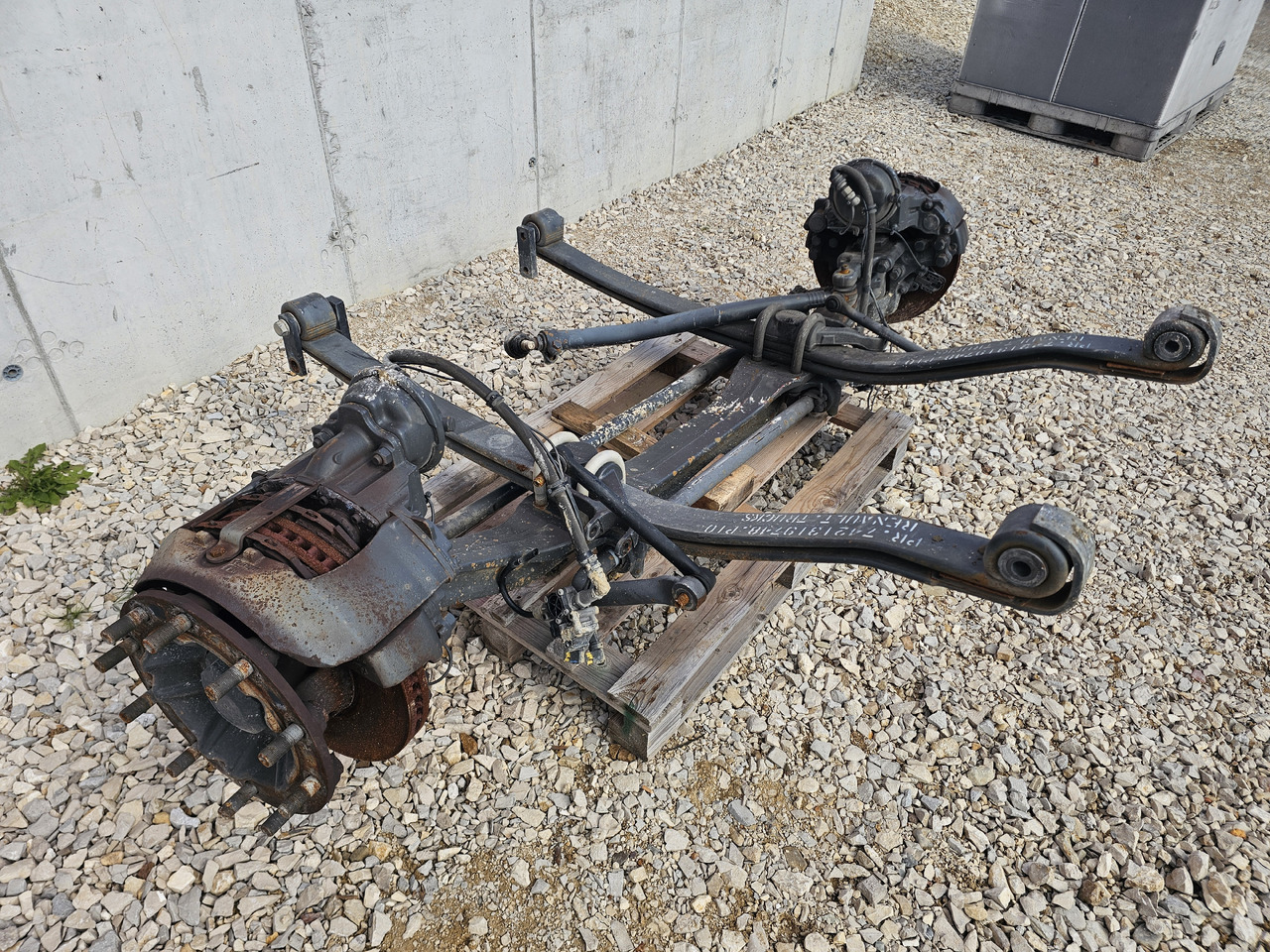 RENAULT RANGE T EURO 6 / COMPLETE FRONT AXLE - Предна ос: снимка 3 RENAULT RANGE T EURO 6 / COMPLETE FRONT AXLE - Предна ос: снимка 3