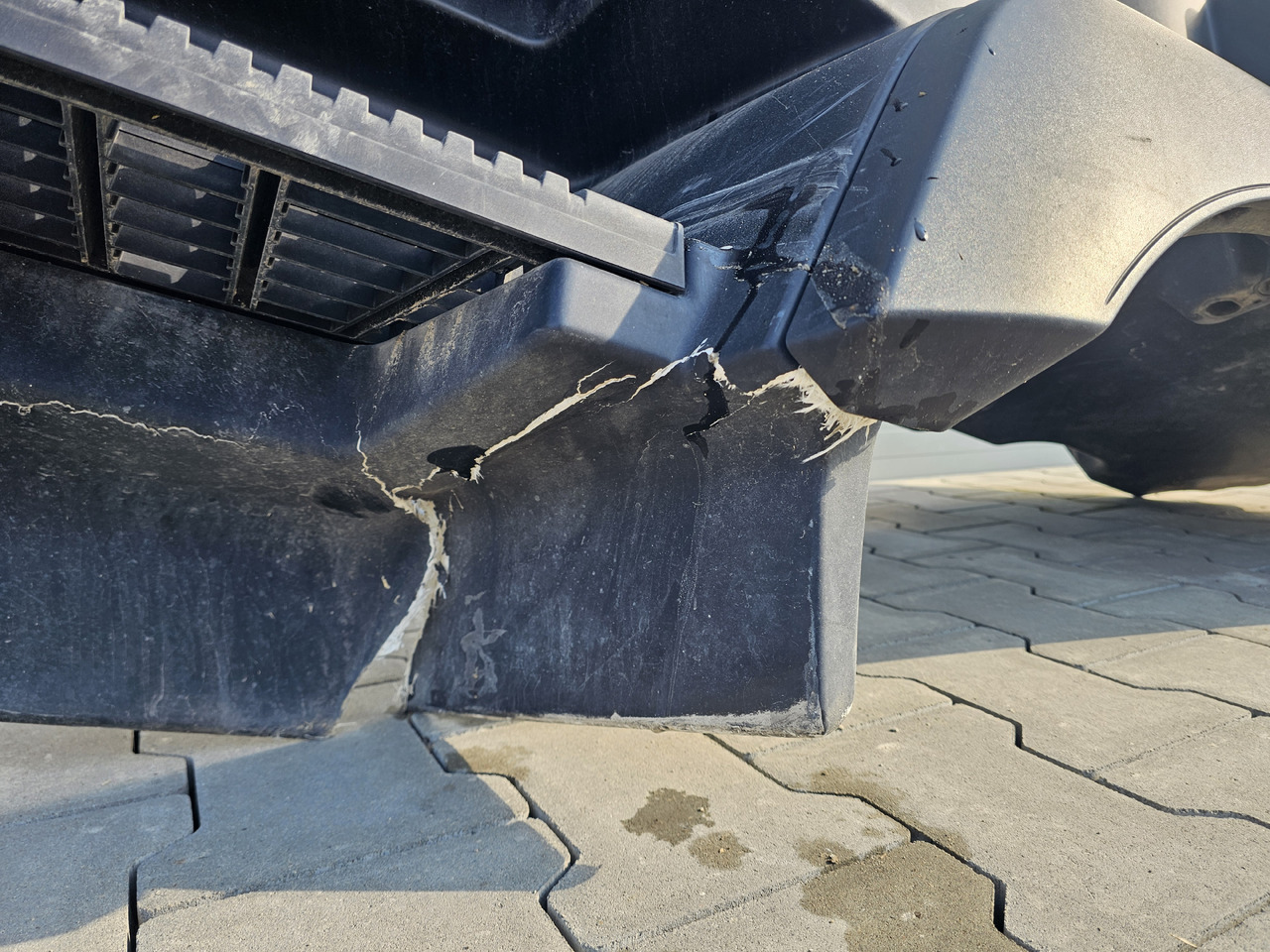 RENAULT RANGE T / HIGH CAB / LEFT FOOTSTEP / 82244459 - Cтъпало: снимка 3 RENAULT RANGE T / HIGH CAB / LEFT FOOTSTEP / 82244459 - Cтъпало: снимка 3