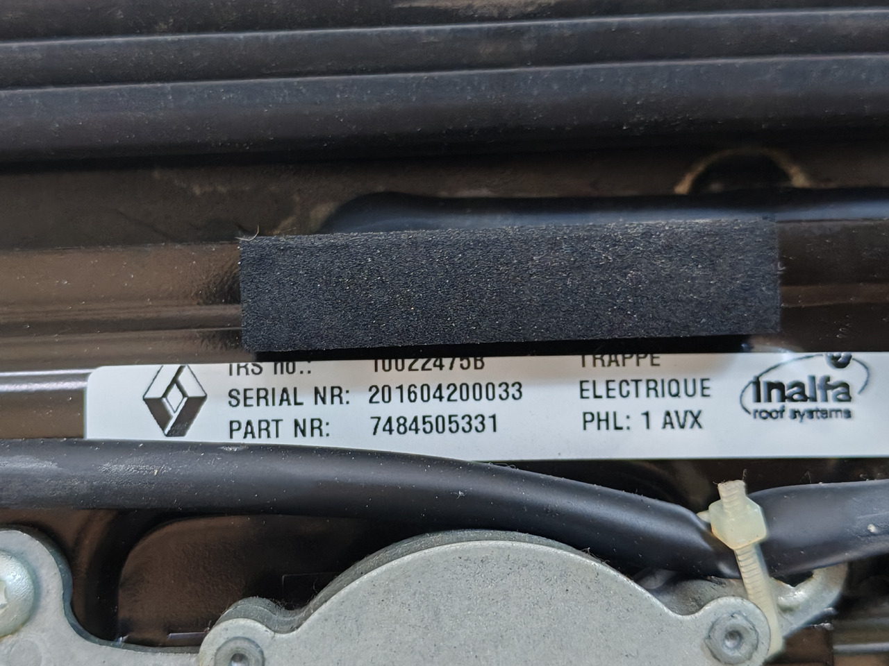 RENAULT RANGE T / SUNROOF / 7484505331 - Стъкло и части: снимка 5 RENAULT RANGE T / SUNROOF / 7484505331 - Стъкло и части: снимка 5