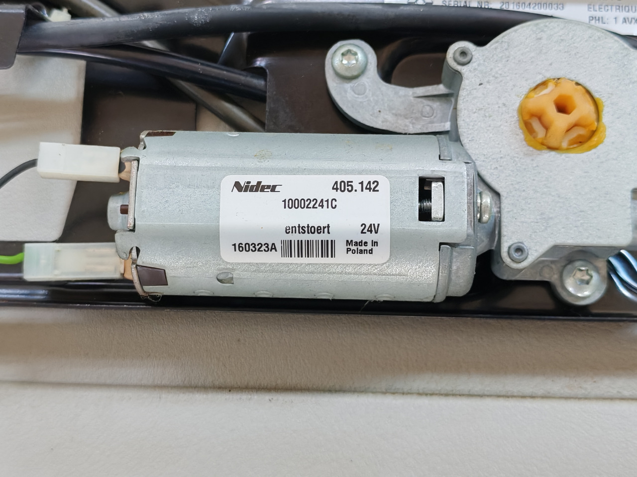 RENAULT RANGE T / SUNROOF / 7484505331 - Стъкло и части: снимка 4 RENAULT RANGE T / SUNROOF / 7484505331 - Стъкло и части: снимка 4