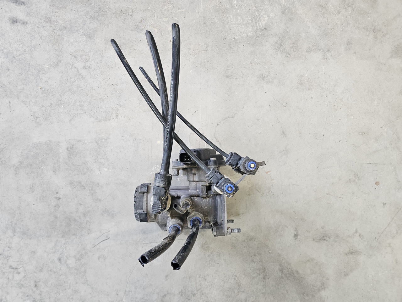 SCANIA S, R, P, G / EBS VALVE / 2199282 / K103131 - Спирачен клапан: снимка 3 SCANIA S, R, P, G / EBS VALVE / 2199282 / K103131 - Спирачен клапан: снимка 3