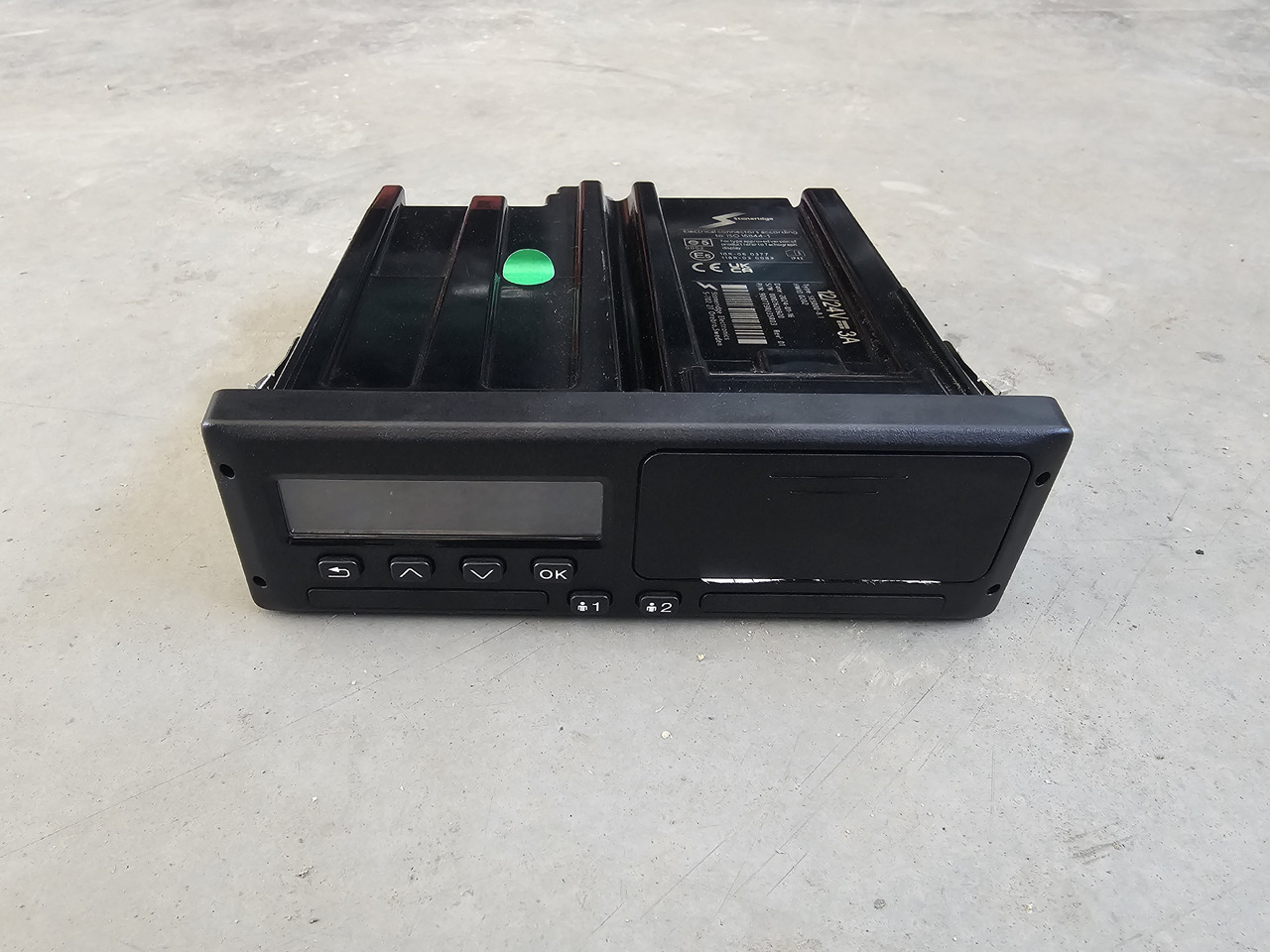 STONERIDGE SE5000-8.1 / VOLVO FH4 EURO 6 / TACHOGRAPH - Тахограф: снимка 2 STONERIDGE SE5000-8.1 / VOLVO FH4 EURO 6 / TACHOGRAPH - Тахограф: снимка 2