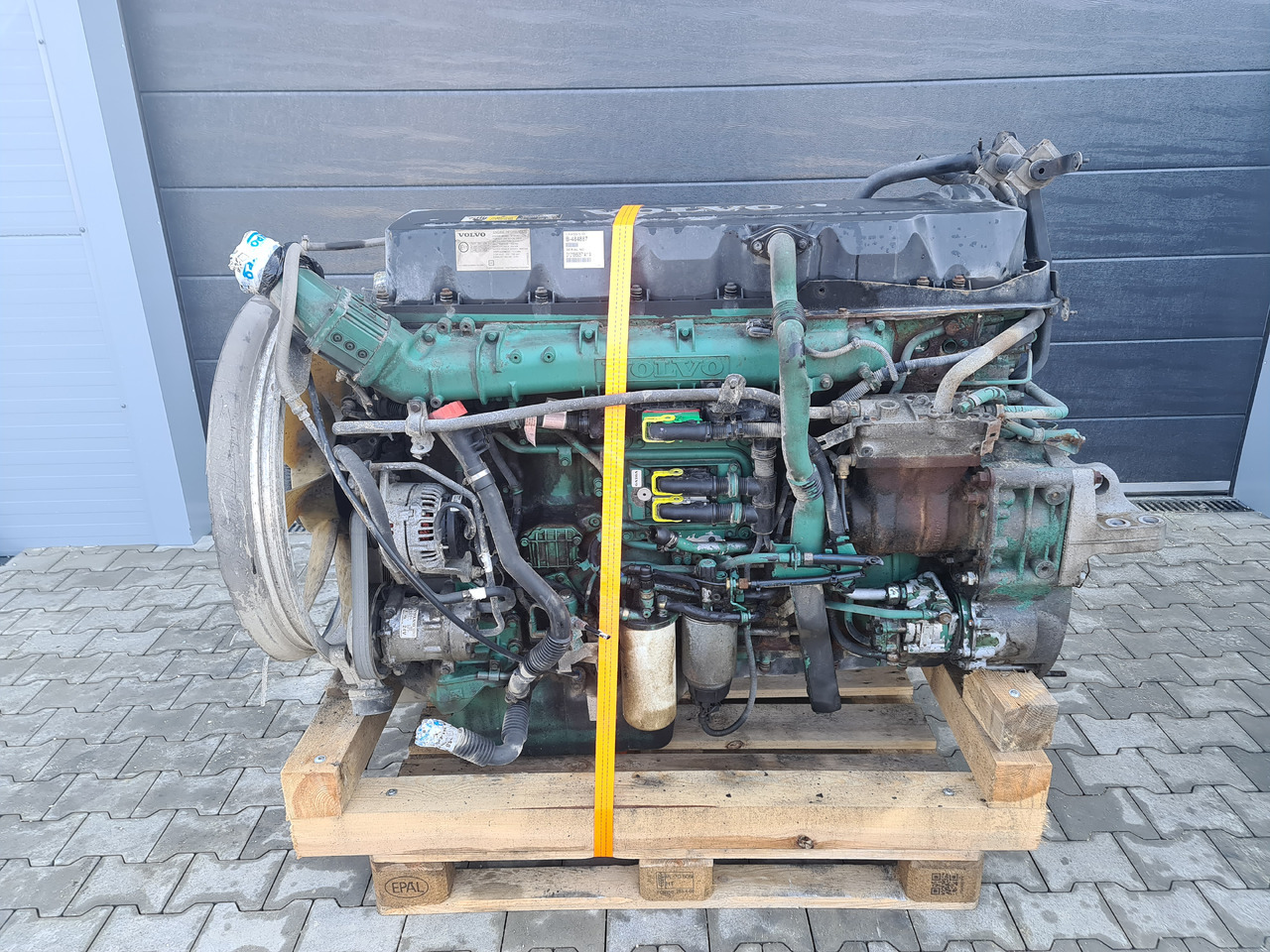 VOLVO FH FM ENGINE D13A 360 EC06 / COMPLETE - Двигател: снимка 1 VOLVO FH FM ENGINE D13A 360 EC06 / COMPLETE - Двигател: снимка 1