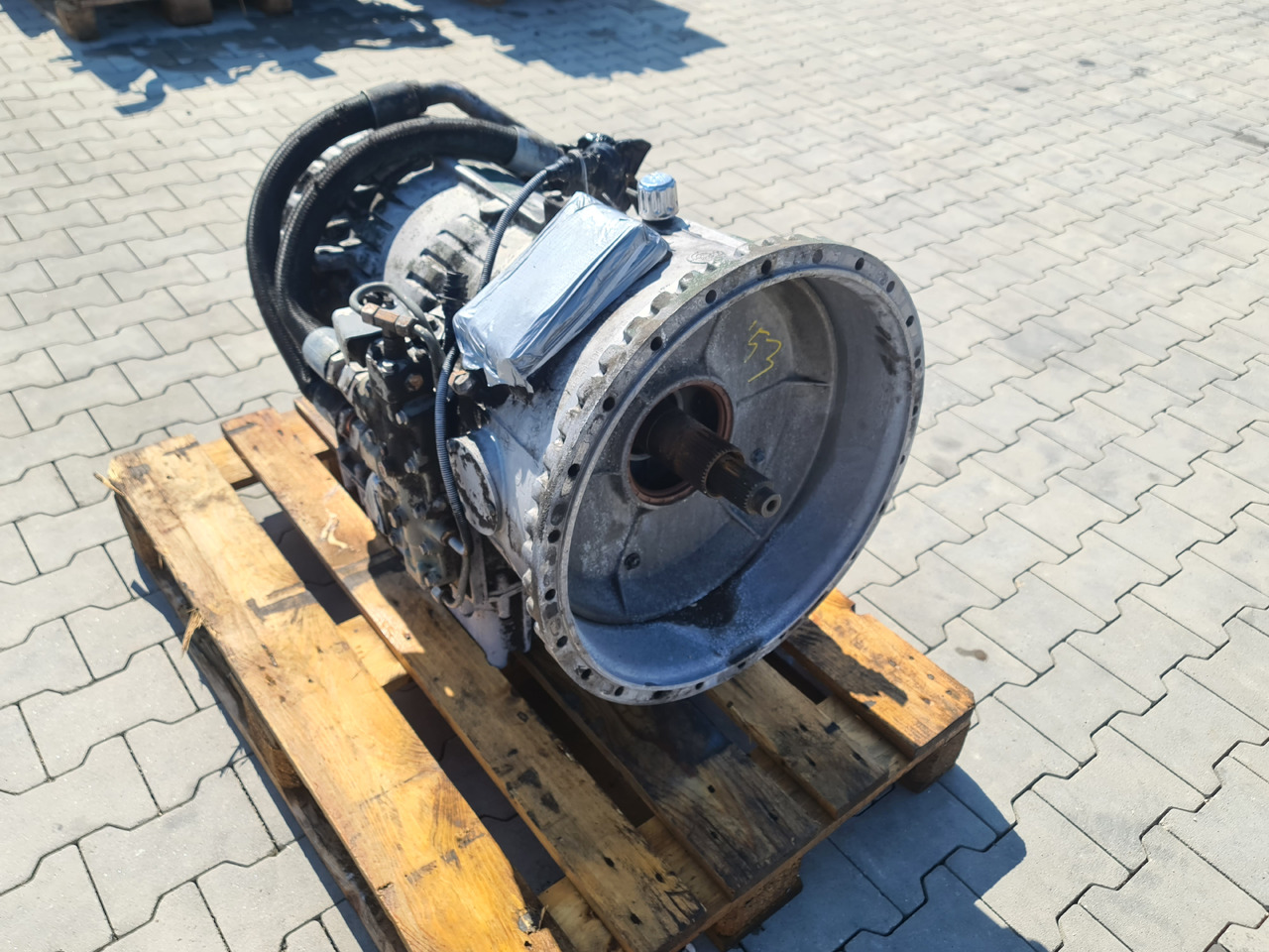 VOLVO FH FM / GEARBOX / VT1906PT / POWERTRONIC / WORLDWIDE DELIVERY - Скоростна кутия: снимка 2 VOLVO FH FM / GEARBOX / VT1906PT / POWERTRONIC / WORLDWIDE DELIVERY - Скоростна кутия: снимка 2