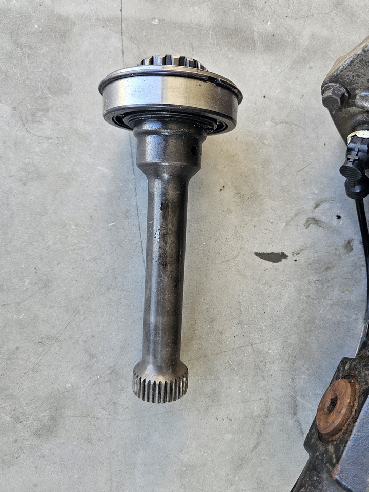 VOLVO HYDRAULIC SET PTO PUMP SHAFT / VOLVO FH FM FH4 FH5 / WORLDWIDE DELIVERY - Хидравлика: снимка 3 VOLVO HYDRAULIC SET PTO PUMP SHAFT / VOLVO FH FM FH4 FH5 / WORLDWIDE DELIVERY - Хидравлика: снимка 3