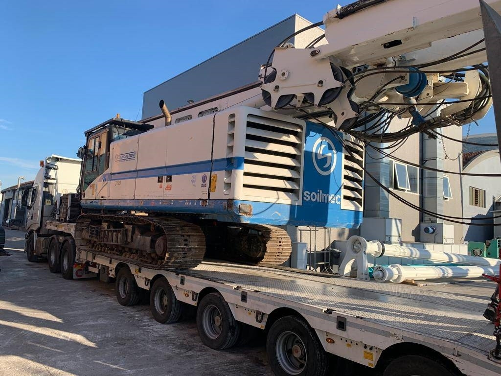 Soilmec SF65 CFA - Машина за набиване: снимка 1 Soilmec SF65 CFA - Машина за набиване: снимка 1