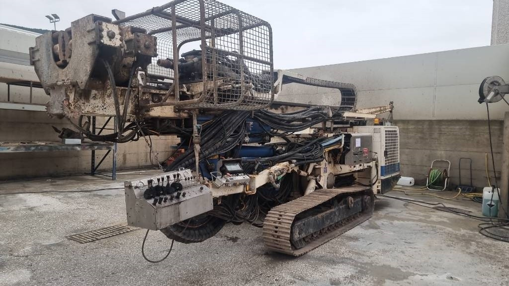 Soilmec SM14 - Машина за набиване: снимка 2 Soilmec SM14 - Машина за набиване: снимка 2