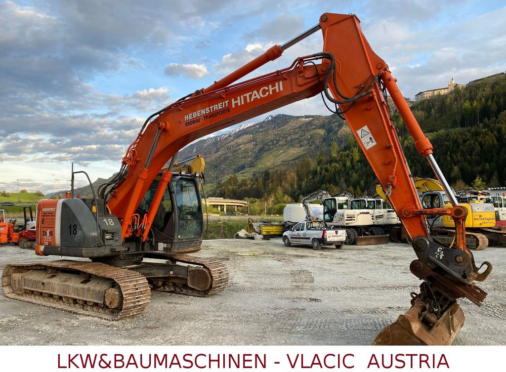 Hitachi ZX 225 USLC-3 - Верижен багер: снимка 4 Hitachi ZX 225 USLC-3 - Верижен багер: снимка 4