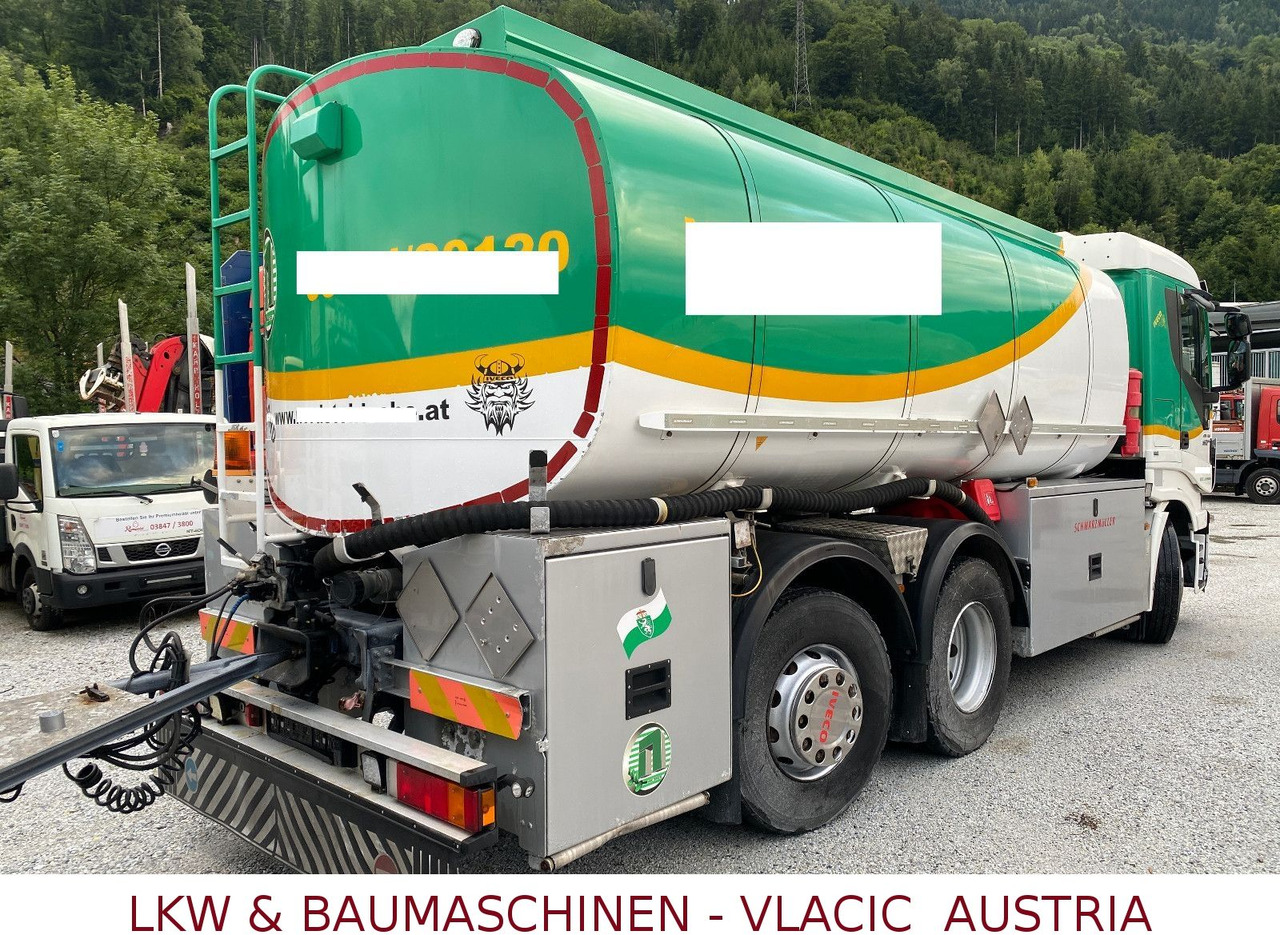 Iveco Stralis 460 Schwarzmüller Benz/Diesel Kompletzug - Камион цистерна: снимка 4 Iveco Stralis 460 Schwarzmüller Benz/Diesel Kompletzug - Камион цистерна: снимка 4