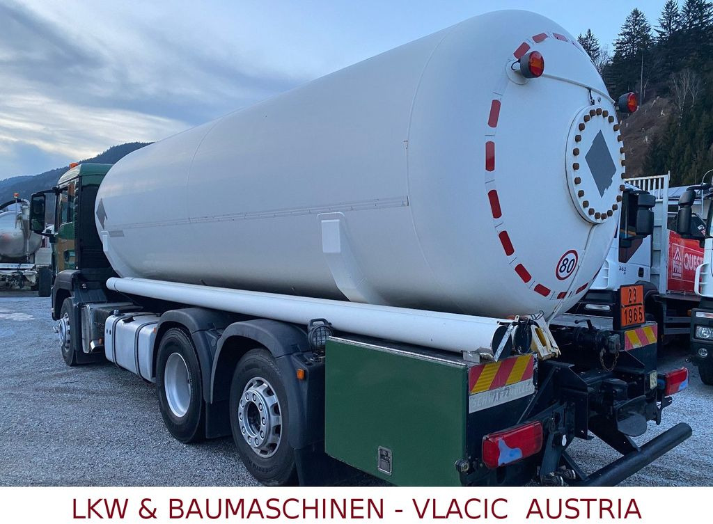 Камион цистерна MAN TGS 26.400 Gastankwagen mit Pumpe und Wage22000L: снимка 9
