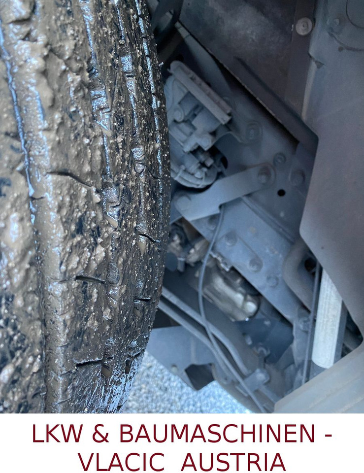 Самосвал камион MAN TGS 26.420 6x2 Lift/Lenk vorlaufachsen: снимка 15 Самосвал камион MAN TGS 26.420 6x2 Lift/Lenk vorlaufachsen: снимка 15