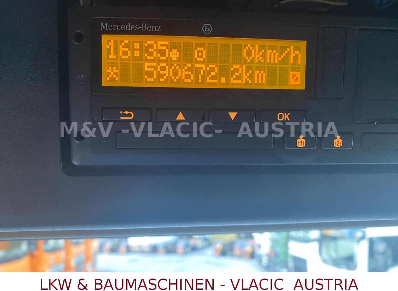 Mercedes-Benz Actros 2545 - Контейнеровоз/ Сменна каросерия камион: снимка 4 Mercedes-Benz Actros 2545 - Контейнеровоз/ Сменна каросерия камион: снимка 4