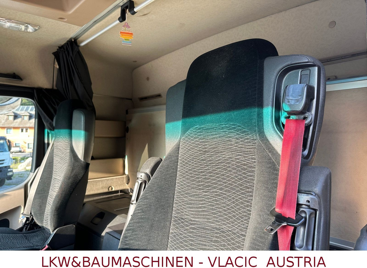 Mercedes-Benz Actros 1840 ADR ( 15 Stk. auf Lager 2017 jahr) - Влекач: снимка 5 Mercedes-Benz Actros 1840 ADR ( 15 Stk. auf Lager 2017 jahr) - Влекач: снимка 5