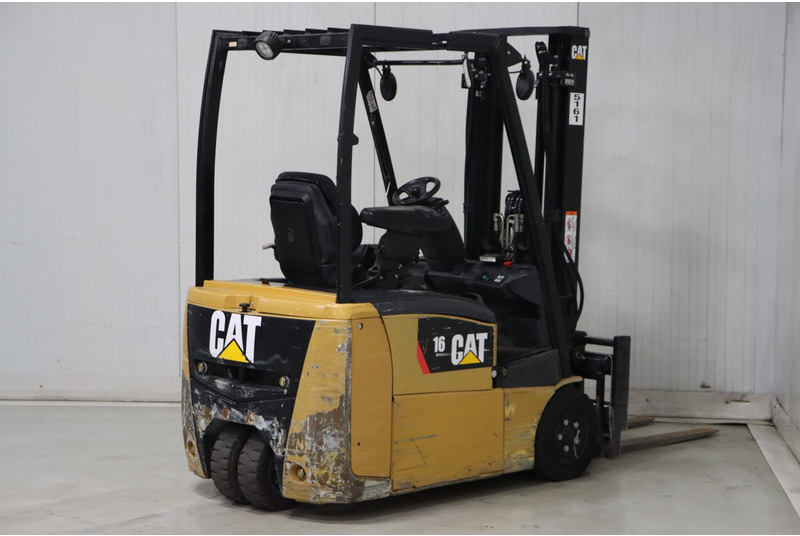 Caterpillar EP16CPNT - Електрокар: снимка 2 Caterpillar EP16CPNT - Електрокар: снимка 2