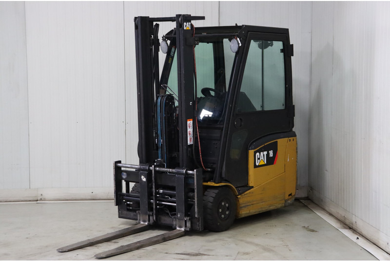 Caterpillar EP16CPNT - Електрокар: снимка 4 Caterpillar EP16CPNT - Електрокар: снимка 4