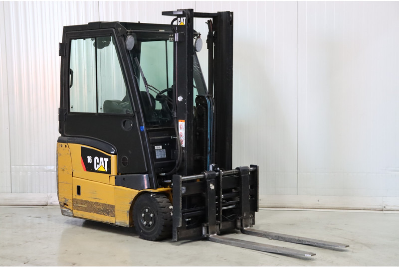 Caterpillar EP16CPNT - Електрокар: снимка 1 Caterpillar EP16CPNT - Електрокар: снимка 1