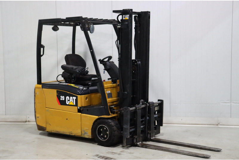 Caterpillar EP20PNT - Електрокар: снимка 1 Caterpillar EP20PNT - Електрокар: снимка 1