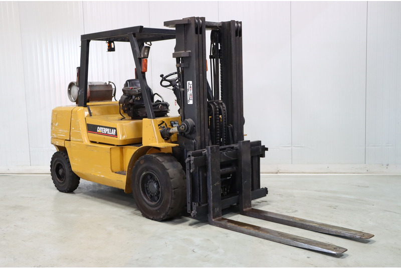 Caterpillar GP50K - Газокар: снимка 1 Caterpillar GP50K - Газокар: снимка 1