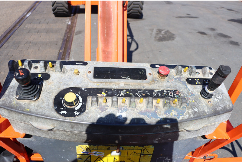 JLG 800AJ - Артикулираща платформа: снимка 2 JLG 800AJ - Артикулираща платформа: снимка 2