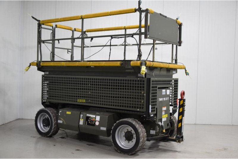 JLG M3369 - Ножична работна платформа: снимка 1 JLG M3369 - Ножична работна платформа: снимка 1