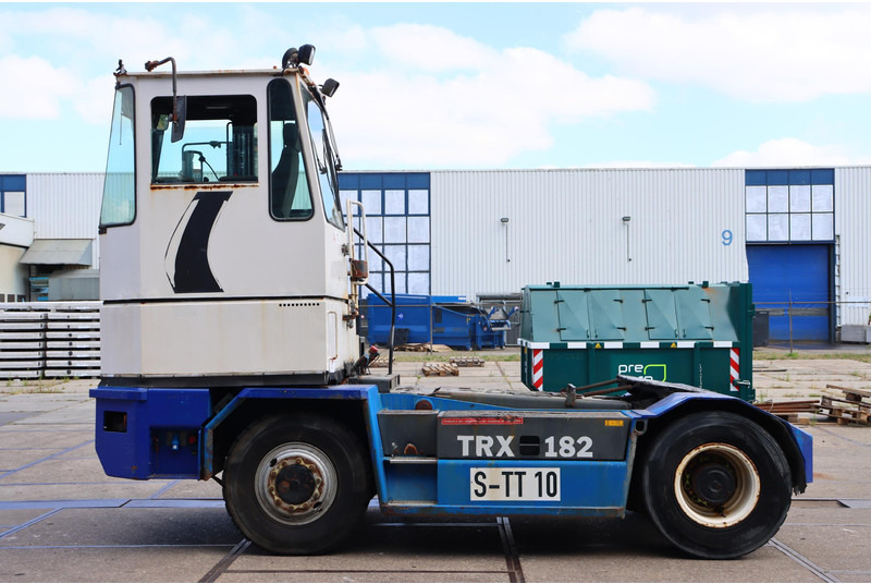Kalmar TRX182A - Терминален влекач: снимка 4 Kalmar TRX182A - Терминален влекач: снимка 4