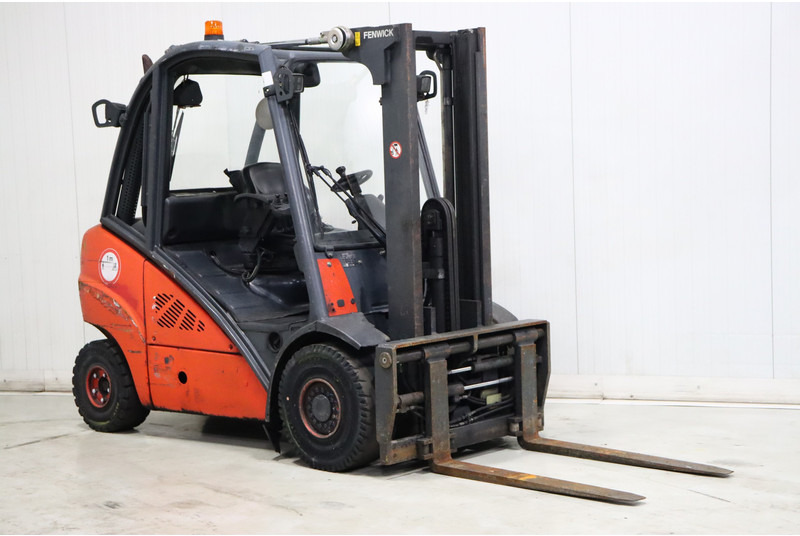 Linde H30D - Дизелов мотокар: снимка 1 Linde H30D - Дизелов мотокар: снимка 1