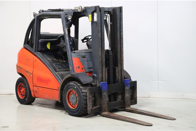 Linde H45T - Газокар: снимка 1 Linde H45T - Газокар: снимка 1