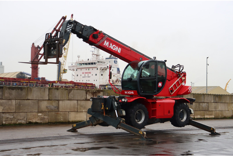 MAGNI RTH5.25S - Телескопичен товарач: снимка 4 MAGNI RTH5.25S - Телескопичен товарач: снимка 4