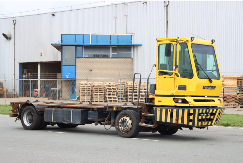 Terberg BC182 - Терминален влекач: снимка 1 Terberg BC182 - Терминален влекач: снимка 1