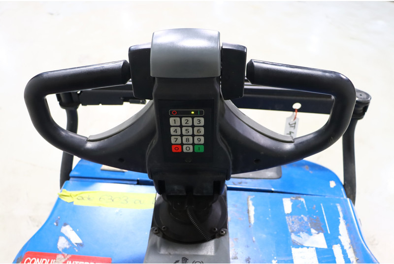 Toyota OSE120 - Ордер пикър - комисионер: снимка 2 Toyota OSE120 - Ордер пикър - комисионер: снимка 2