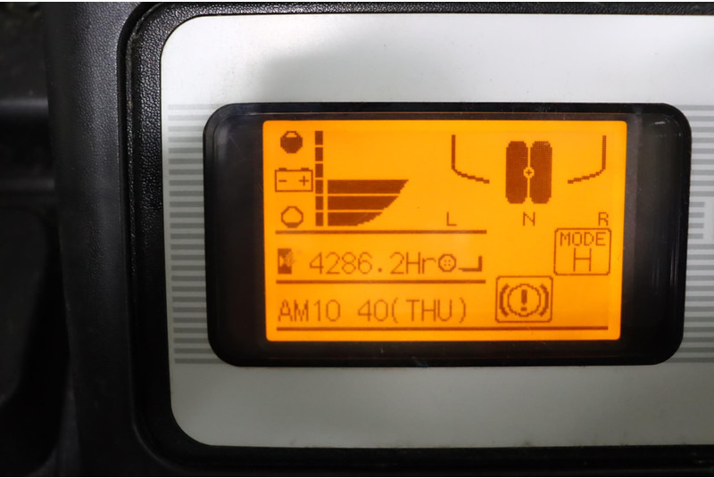 Електрокар UniCarriers A1N1L15Q: снимка 9 Електрокар UniCarriers A1N1L15Q: снимка 9