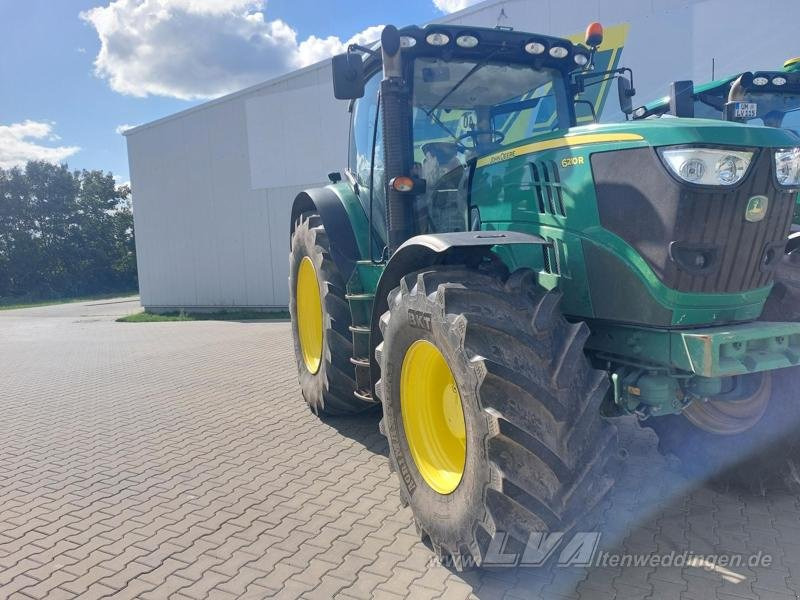 John Deere 6210R - Трактор: снимка 2 John Deere 6210R - Трактор: снимка 2