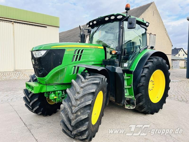 John Deere 6210R - Трактор: снимка 1 John Deere 6210R - Трактор: снимка 1