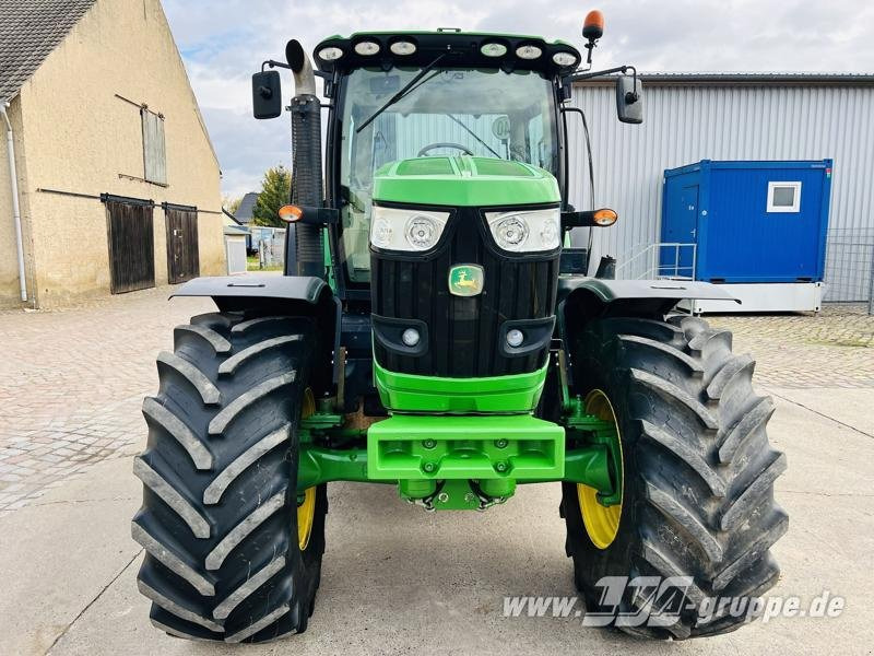 John Deere 6210R - Трактор: снимка 3 John Deere 6210R - Трактор: снимка 3