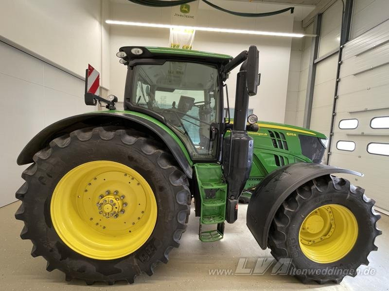 Трактор John Deere 6215R: снимка 8