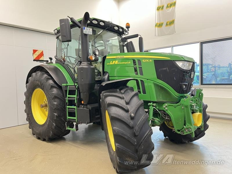 John Deere 6230R mit CommandPro - Трактор: снимка 2 John Deere 6230R mit CommandPro - Трактор: снимка 2