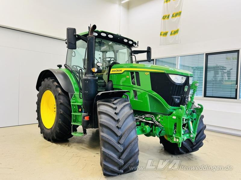 John Deere 6R 215 - Трактор: снимка 2 John Deere 6R 215 - Трактор: снимка 2