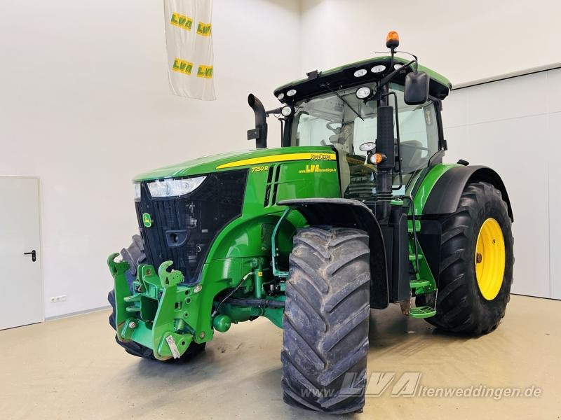 John Deere 7250R MOTOR ÜBERHOLT - Трактор: снимка 1 John Deere 7250R MOTOR ÜBERHOLT - Трактор: снимка 1